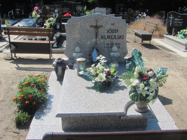 Grób Józef Kukulski